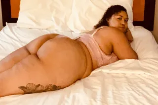 🚗Visiting town 💃🏽 Call or text me now! 👠 - Image 5